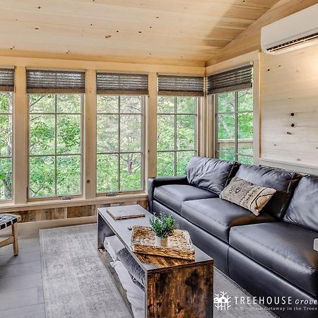 The Blackjack Oak In Treehouse Grove At Norton Creek Gatlinburg Eksteriør bilde